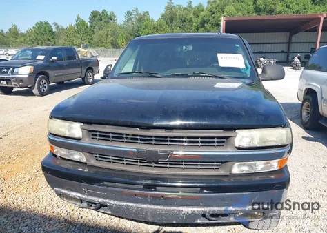 2006 Chevrolet Suburban 1500 Ls из США, поврежденный, VIN 3GNFK16Z06G107447